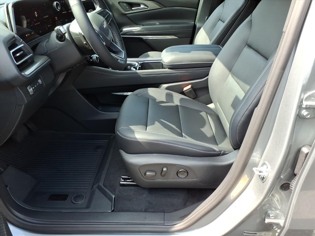 2026 Chevrolet Traverse LT - Photo 8