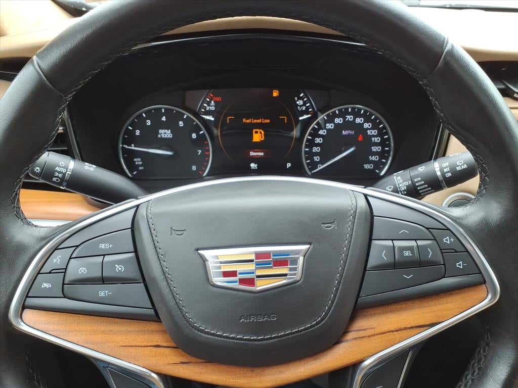 2019 Cadillac XT5 Platinum AWD