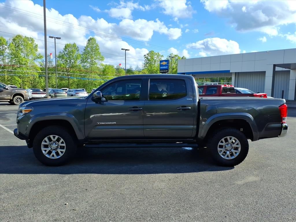 2017 Toyota Tacoma SR5