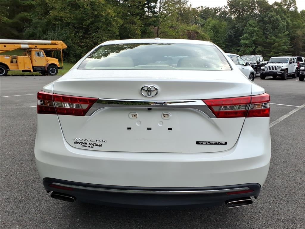 2018 Toyota Avalon XLE