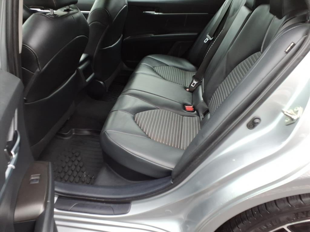 2021 Toyota Camry Hybrid SE