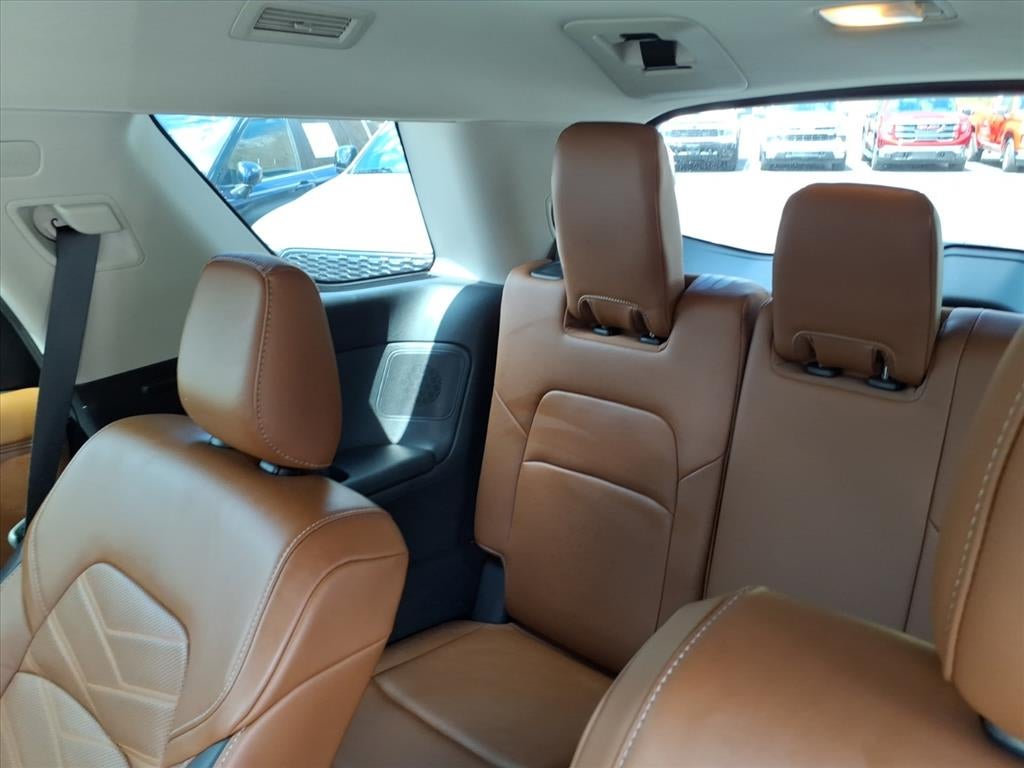 2023 Nissan Pathfinder Platinum