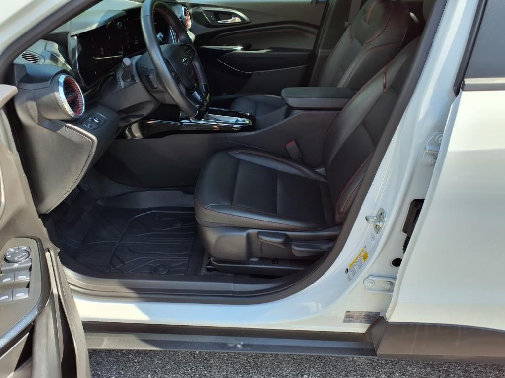 2025 Chevrolet Trax 2RS Coeburn VA McClure Chevrolet KL77LJEP7SC080624