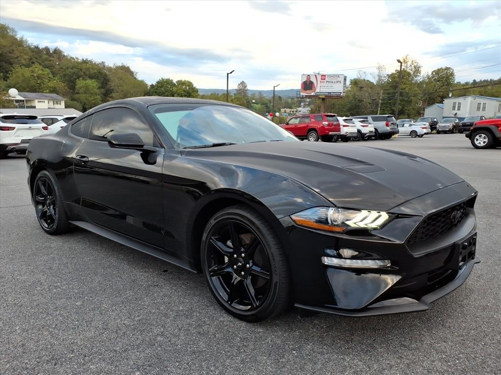 2020 Ford Mustang EcoBoost