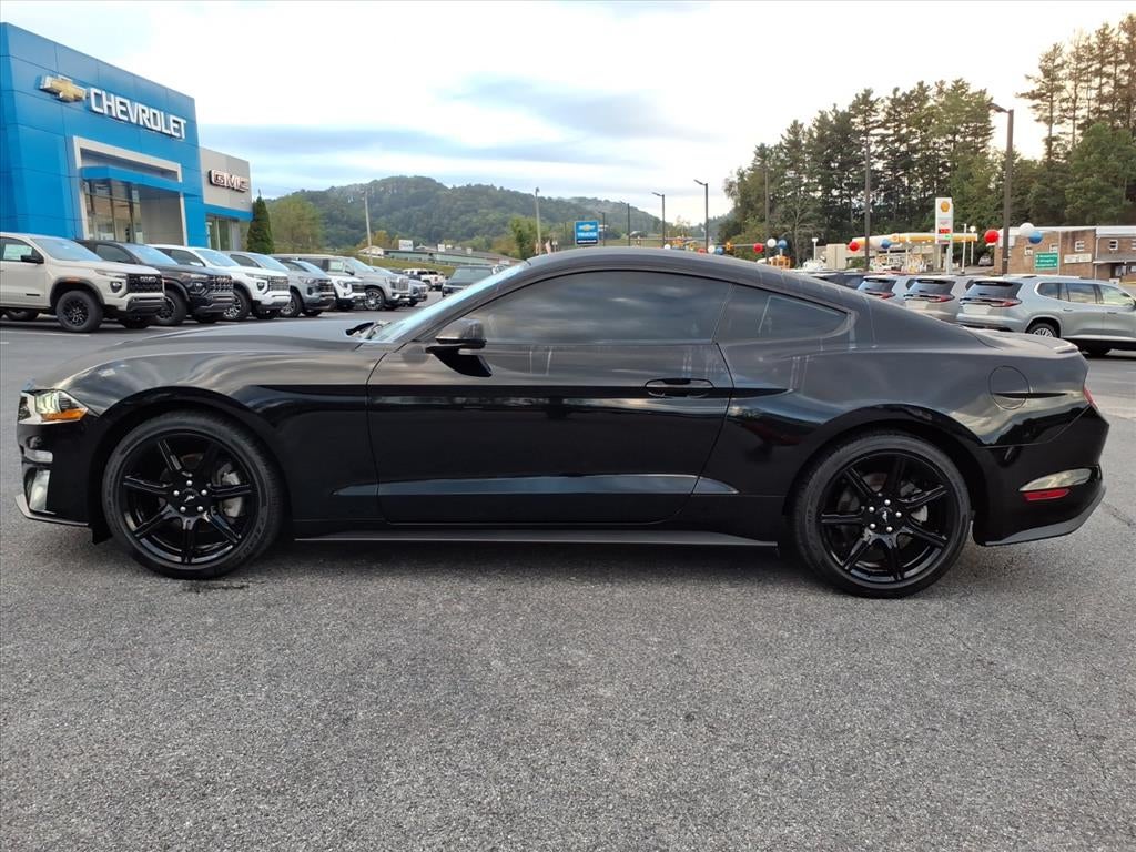 2020 Ford Mustang EcoBoost