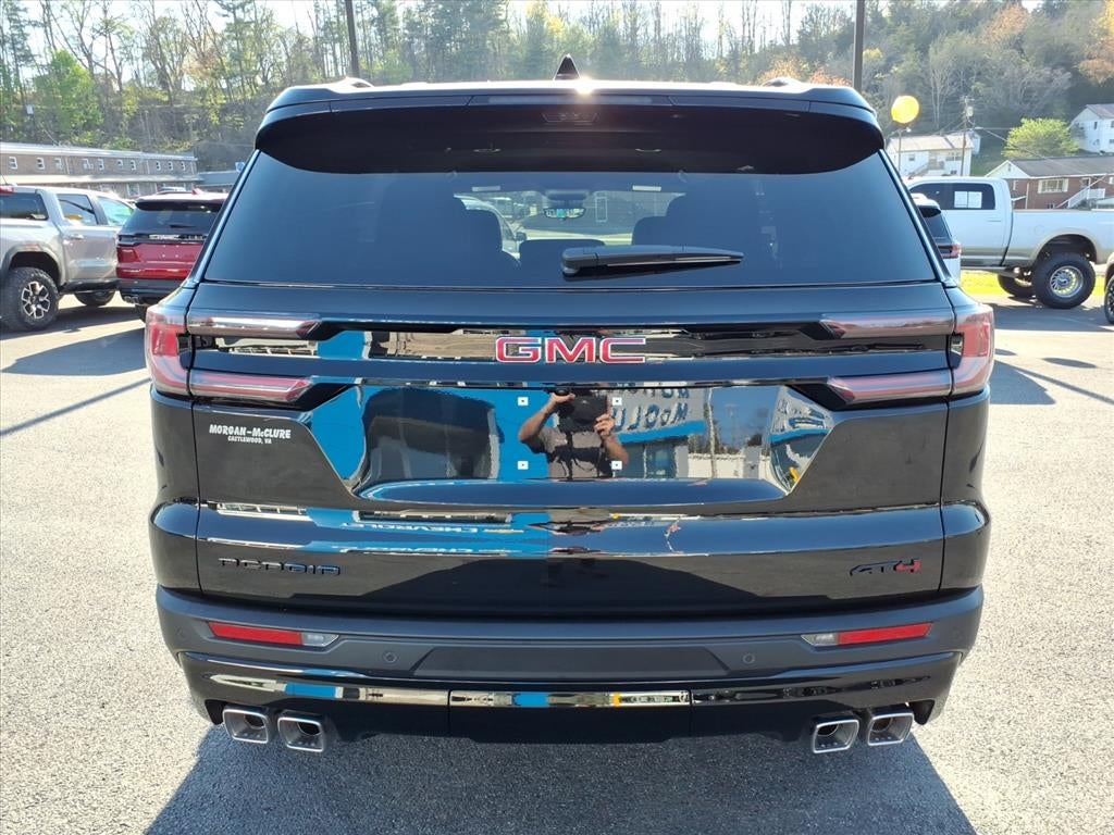 2026 GMC Acadia AT4
