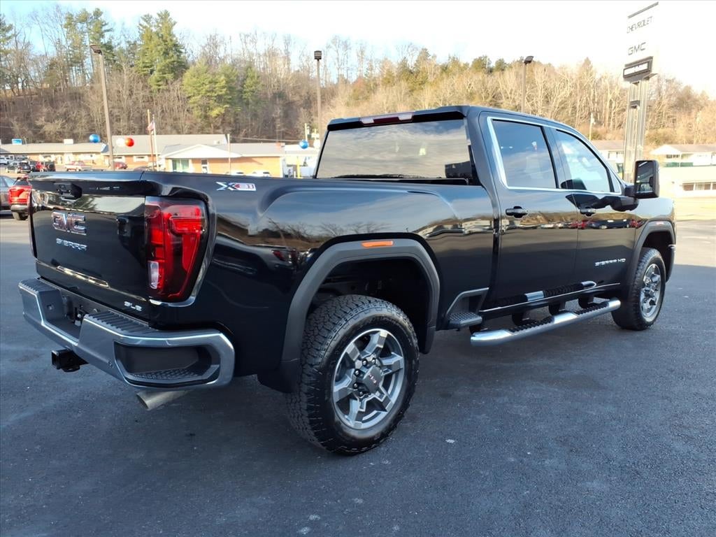 2026 GMC Sierra 2500 HD SLE