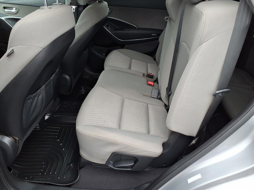 2016 Hyundai Santa Fe SE